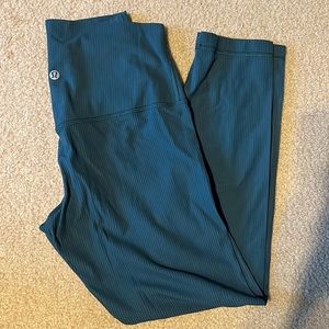 Lululemon Align Ribbed High Rise Crop 23” in Green Jasper